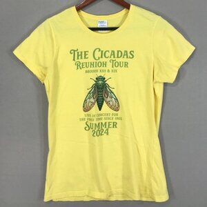The Cicadas Reunion Tour T Shirt Women's Medium Yellow Graphic Crew Summer 2024